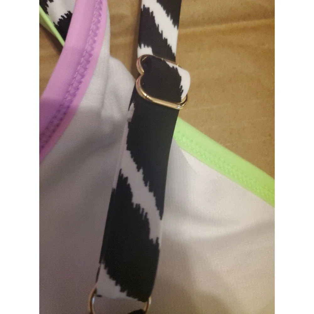 California Waves Plus Women's Bralette Size 22/24 Black White Animal Print Swim - Picture 10 of 12